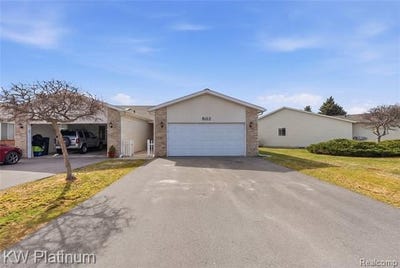 /international/us/802-crystal-lane-marysville-mi-110109184350/