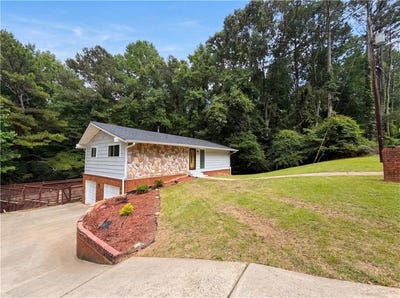 /international/us/3630-creekview-circle-atlanta-ga-110108552701/