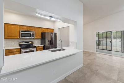 /international/us/7413-e-wandering-road-tucson-az-110106232207/