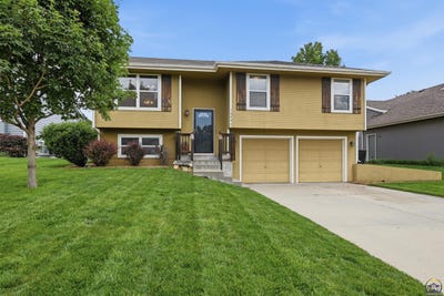 /international/us/7304-sw-24th-ter-topeka-ks-110108707629/
