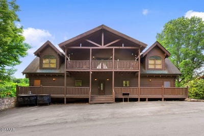 /international/us/326-alpine-mountain-way-pigeon-forge-tn-110119935487/