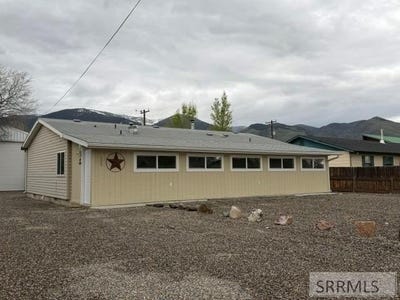 /international/us/805-e-lemhi-avenue-salmon-id-110107479262/
