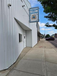 /international/us/101-s-main-street-lamberton-mn-110108551262/