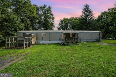 /international/us/17290-cherry-avenue-fannettsburg-pa-110101213187/