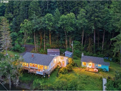 /international/us/9959-sweet-creek-rd-mapleton-or-110108739636/