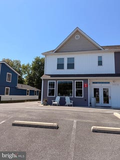 /international/us/11113-manklin-meadows-lane-berlin-md-110107959876/
