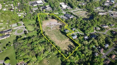 /international/us/711-chestnut-ridge-road-spring-valley-ny-110091868382/