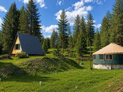 /international/us/75-coogan-creek-rd-wauconda-wa-110107856342/