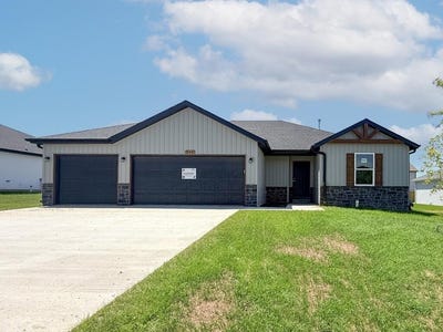 /international/us/534-columbine-street-rogersville-mo-110103144386/