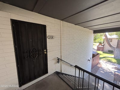 /international/us/1318-s-avenida-polar-tucson-az-110105521847/