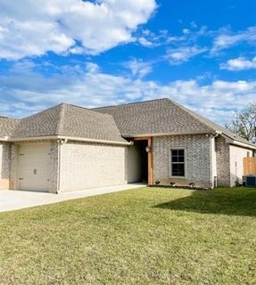 /international/us/12492-morgan-creek-lane-hammond-la-110108203275/