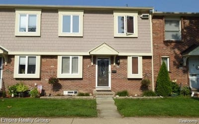 /international/us/20002-great-oaks-circle-s-clinton-twp-mi-110107475942/