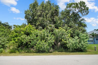 /international/us/2077-sw-americana-street-port-saint-lucie-fl-110101340426/?lang=zh-tw