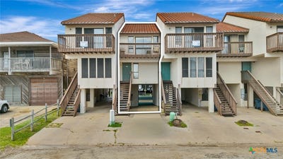 /international/us/462-n-15th-street-unit-2-cove-port-o-connor-tx-110119330495/