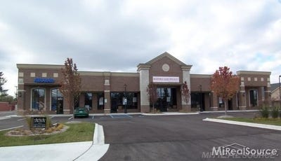 /international/us/52033-van-dyke-avenue-shelby-twp-mi-110100565037/