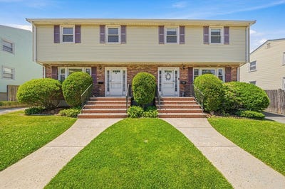 /international/us/26-28-desmond-ave-watertown-ma-110108696478/