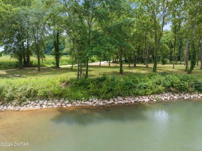 /international/us/campers-lane-lot-4-linden-tn-110092993543/