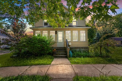 /international/us/119-s-manning-street-hillsdale-mi-110108415598/