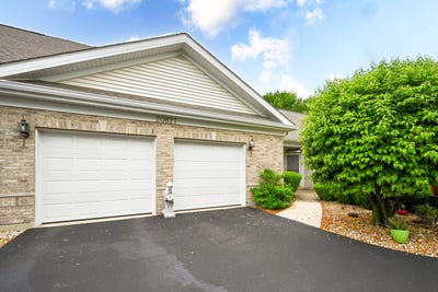 /international/us/20827-w-honeysuckle-court-plainfield-il-110108294119/