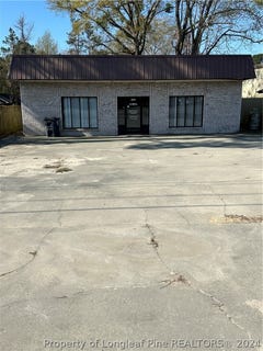 /international/us/3007-broad-street-elizabethtown-nc-110108296728/