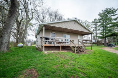 /international/us/6333-195th-avenue-stanwood-mi-110107710242/