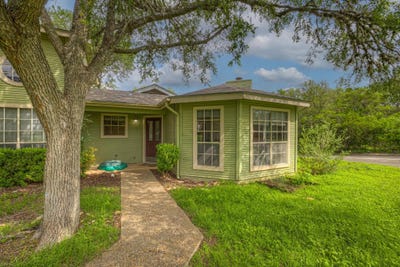 /international/us/201-ridgewood-dr-san-marcos-tx-110107818861/