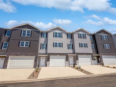 /international/us/278-red-oak-lane-morgantown-wv-110098026471/