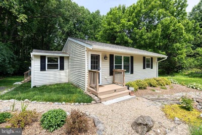 /international/us/6922-hollenberry-road-sykesville-md-110108499885/
