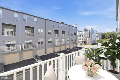 /international/us/11021-joslin-street-manassas-va-110119911915/