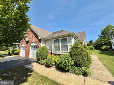 /international/us/75-meadowlark-drive-hamilton-nj-110108144452/