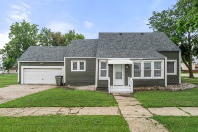 /international/us/401-s-main-street-woodward-ia-110108663681/