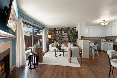 /international/us/3595-s-bascom-ave-27-campbell-ca-110108661707/