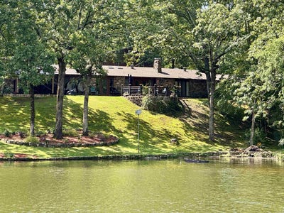 /international/us/121-kathy-lane-hot-springs-ar-110108496598/