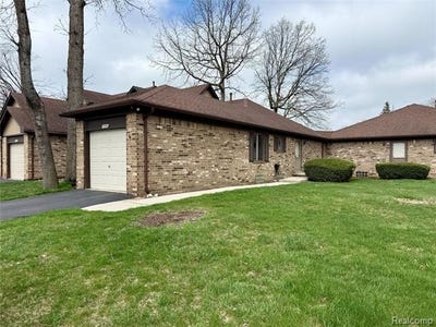 /international/us/3793-heritage-parkway-dearborn-mi-110107404568/