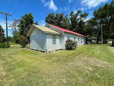/international/us/125-highway-7-e-joaquin-tx-110108935647/