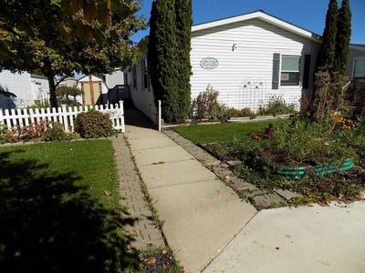 /international/us/39230-carlisle-new-boston-mi-110120513820/