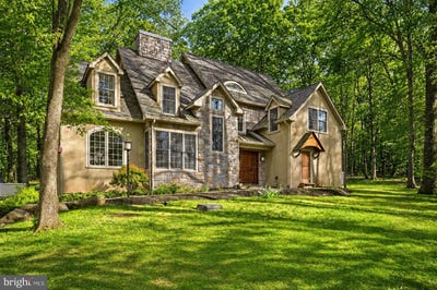 /international/us/7044-ely-road-new-hope-pa-110105320299/
