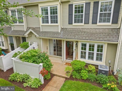 /international/us/807-trescott-place-mount-laurel-nj-110100562002/