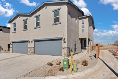 /international/us/1899-s-sunrise-lane-se-rio-rancho-nm-110106978775/