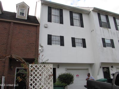 /international/us/434-sans-souci-drive-gulfport-ms-110103115463/