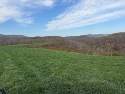 /international/us/1999-snake-run-rd-alderson-wv-110107383767/