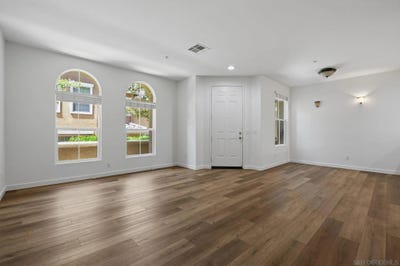 /international/us/1151-goddard-san-marcos-ca-110108550135/