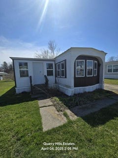 /international/us/4-quarry-hill-estates-akron-ny-110098664599/