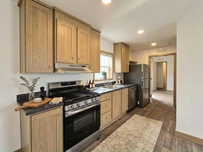 /international/us/389-walleye-rd-bozeman-mt-110109084446/