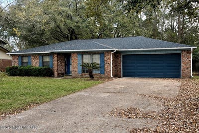 /international/us/2713-northridge-drive-gautier-ms-110106232266/