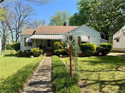 /international/us/129-10th-street-s-bessemer-al-110107940782/