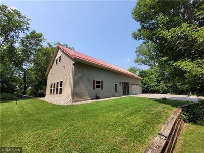 /international/us/8961-70th-street-nw-annandale-mn-110100163447/