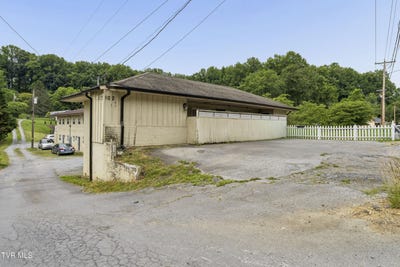 /international/us/102-osborne-private-drive-johnson-city-tn-110108677855/