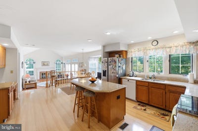 /international/us/5-stationhouse-court-gaithersburg-md-110119903871/