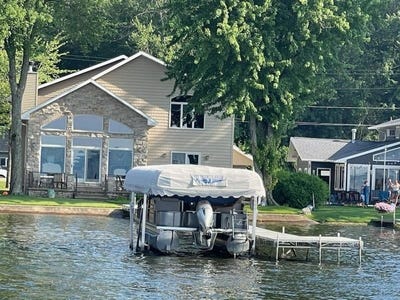/international/us/w5706-cedar-avenue-shawano-wi-110100752046/